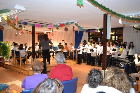 La Mini Banda Track Five de la Escuela de Música de Guardo ofrece un recital navideño
